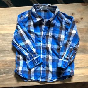 Cool kid button up 💙